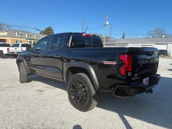 2023 Chevrolet Colorado Trail Boss - Photo 6