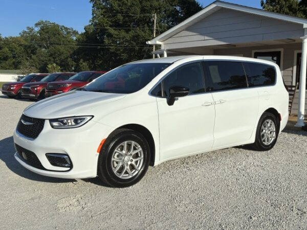 2026 Chrysler Pacifica