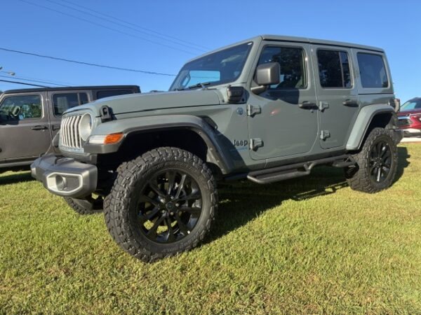 2025 Jeep Wrangler 4xe Sahara 4XE